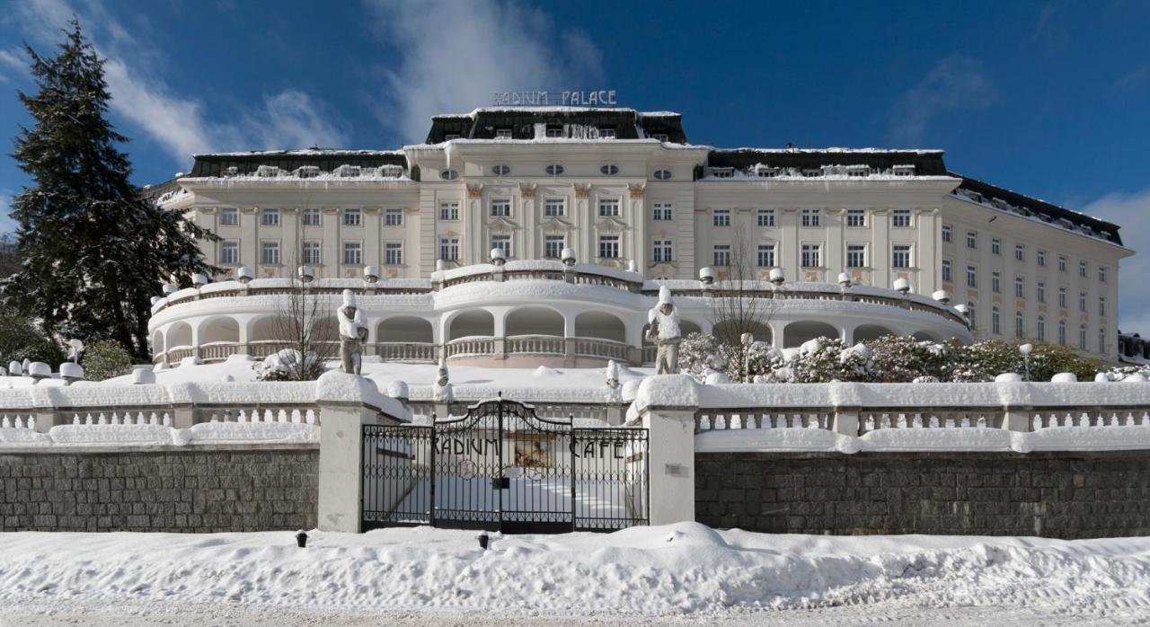Hotel Radium Palace Jachymov Luaran gambar